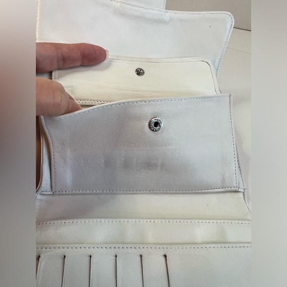 Chanel White Perforated Leather Continental Wallet w/Silver CC Hardware/Logo - Picture 5 of 16